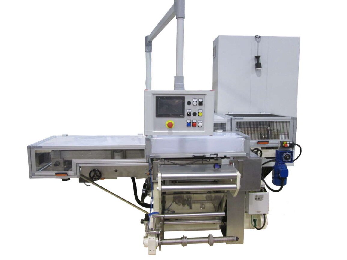 BFB 3701 OVERWRAPPING MACHINE