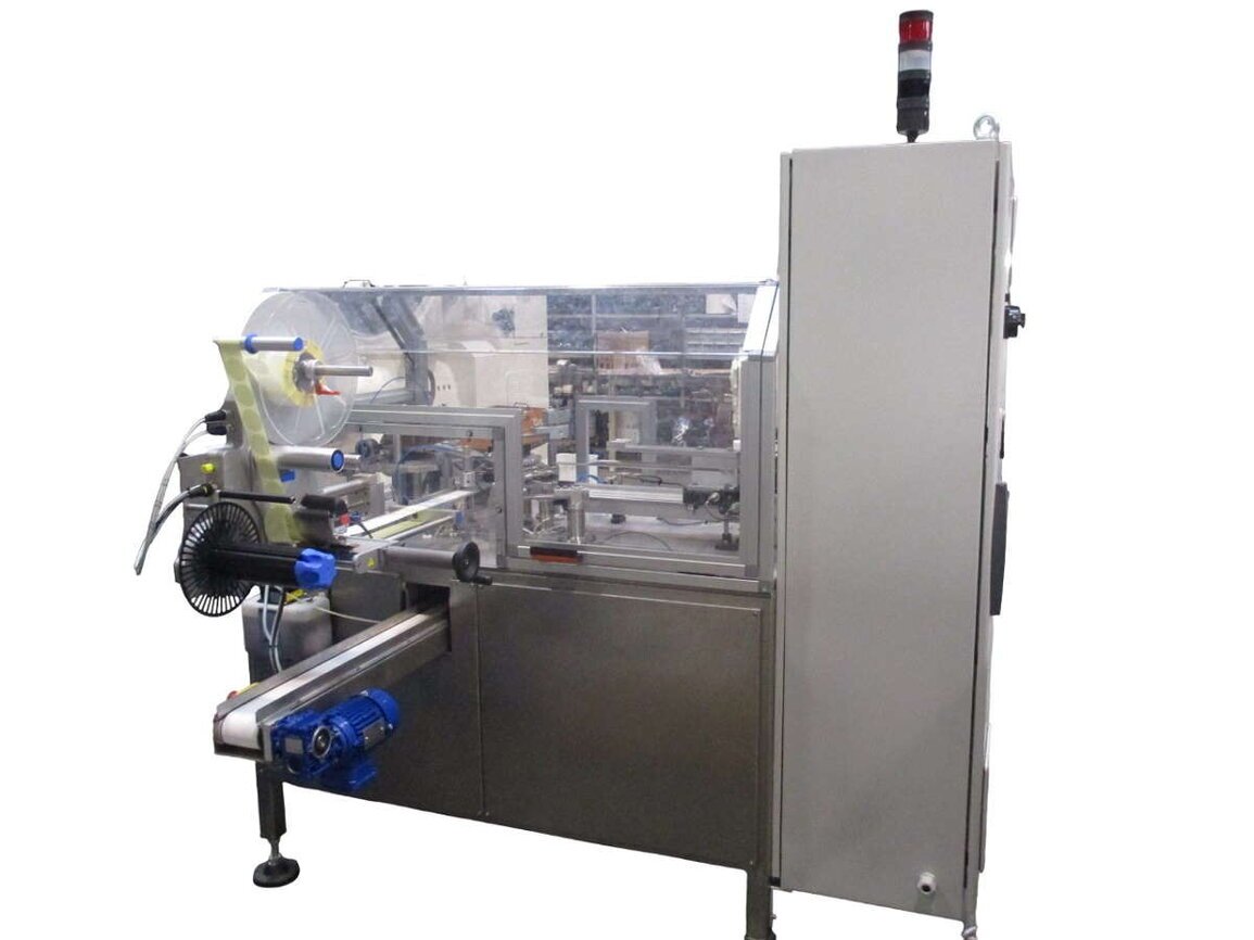 PLEAT WRAPPING MACHINES